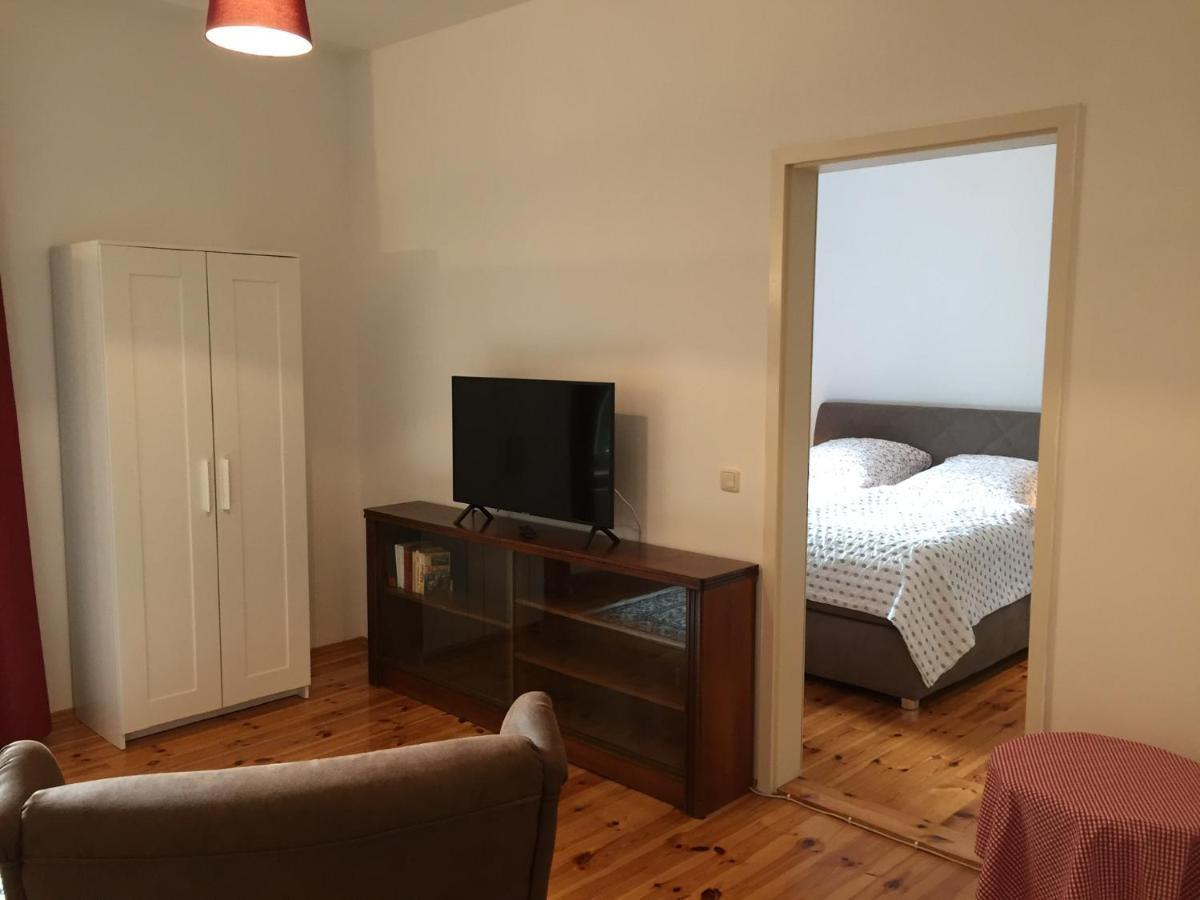 Ferienwohnung Huttenstrasse Halle Галль Экстерьер фото
