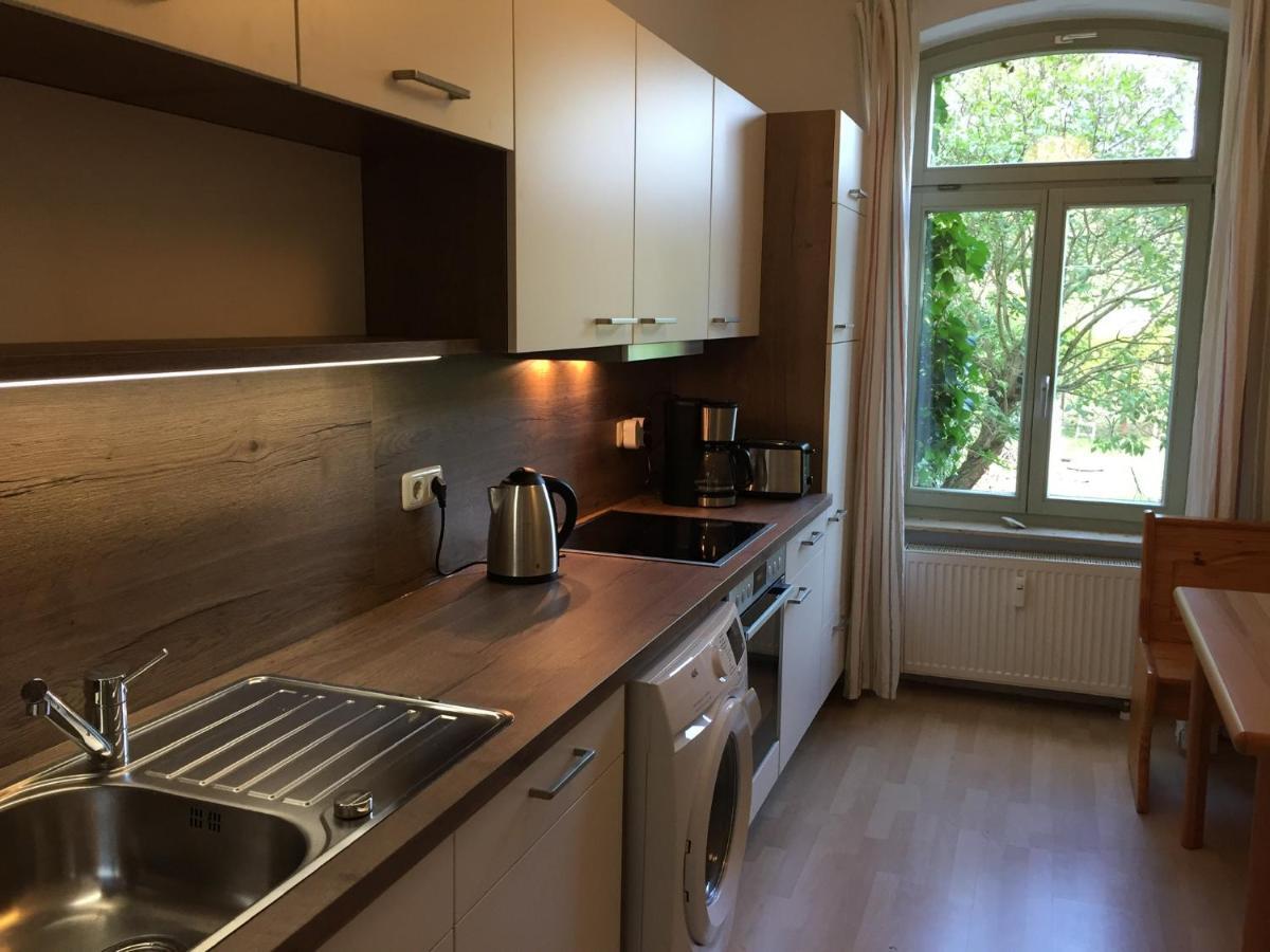 Ferienwohnung Huttenstrasse Halle Галль Экстерьер фото